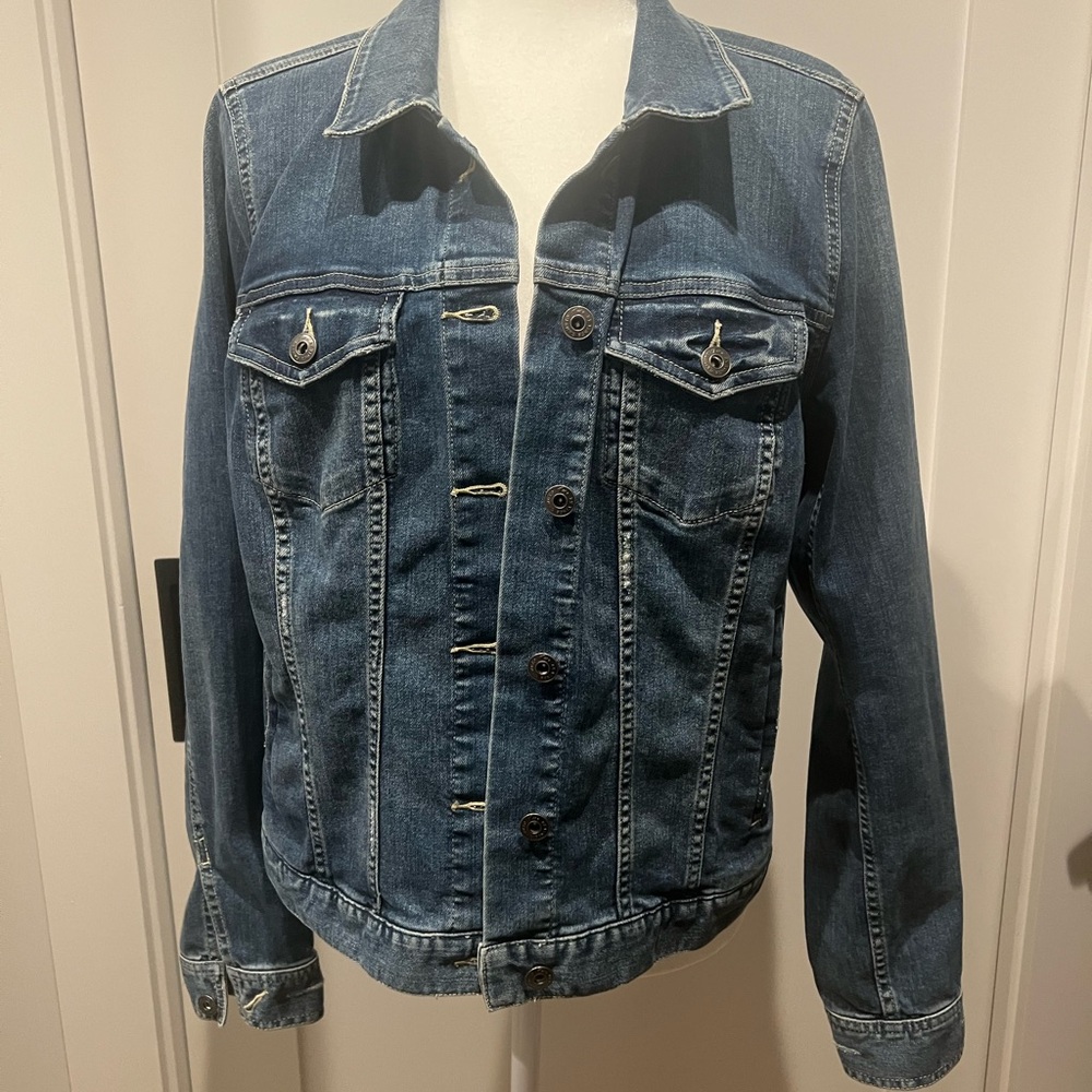 Classic Blue Denim Jacket by Vince  Camuto